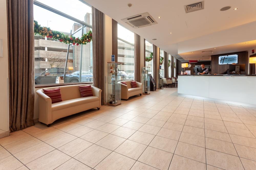 Holiday Inn Express - Glasgow - City Ctr Theatreland By Ihg ภายนอก รูปภาพ