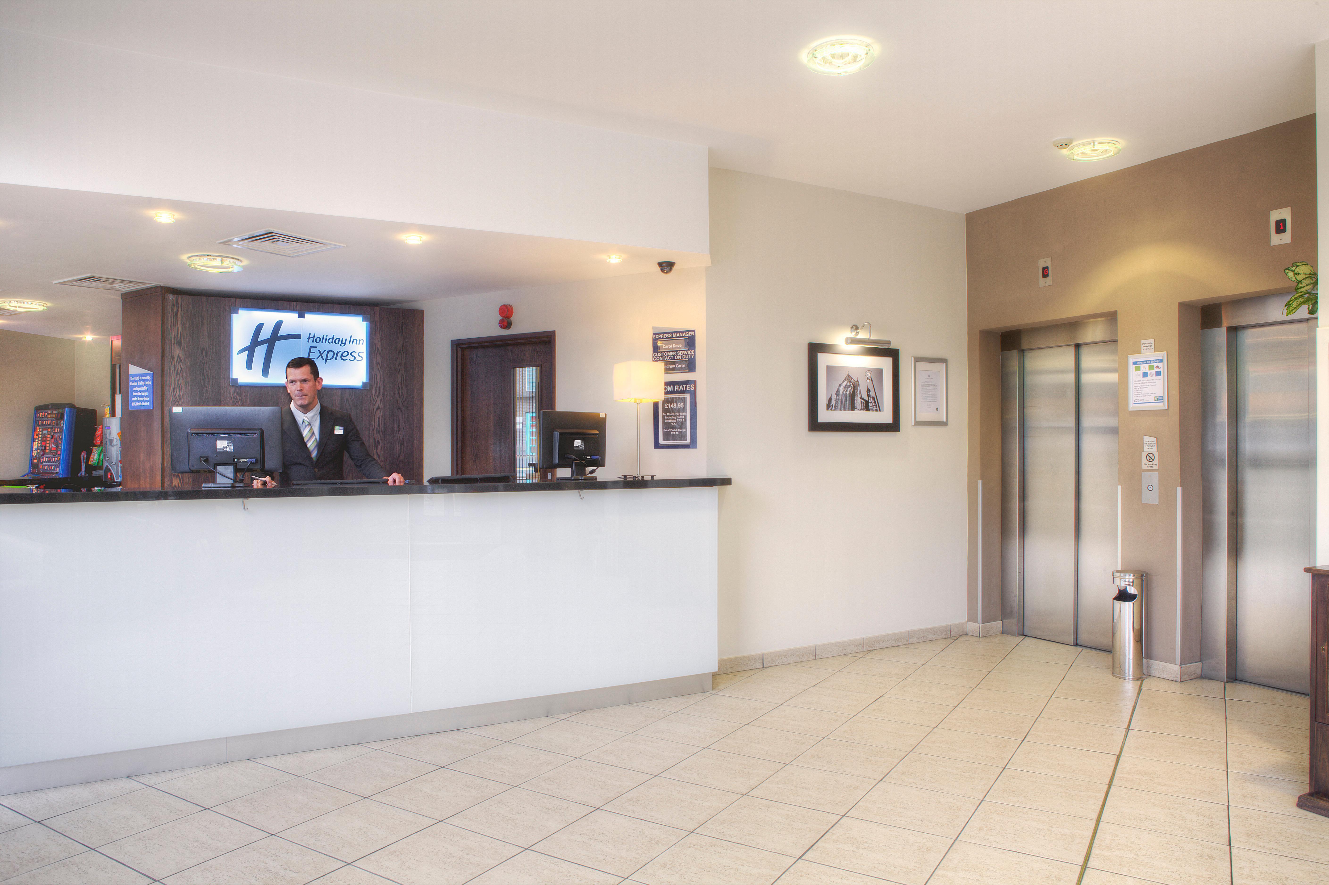 Holiday Inn Express - Glasgow - City Ctr Theatreland By Ihg ภายนอก รูปภาพ