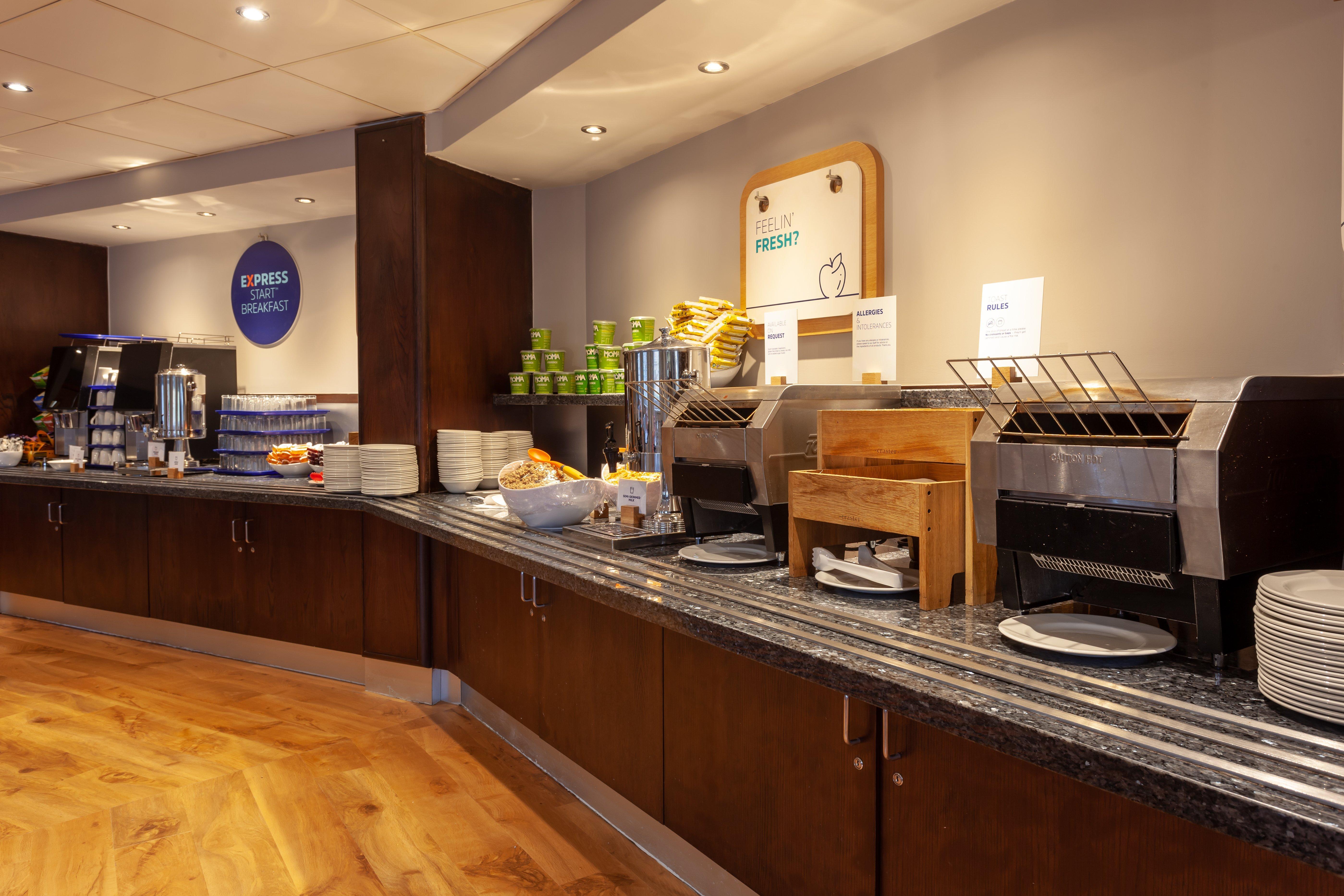 Holiday Inn Express - Glasgow - City Ctr Theatreland By Ihg ภายนอก รูปภาพ